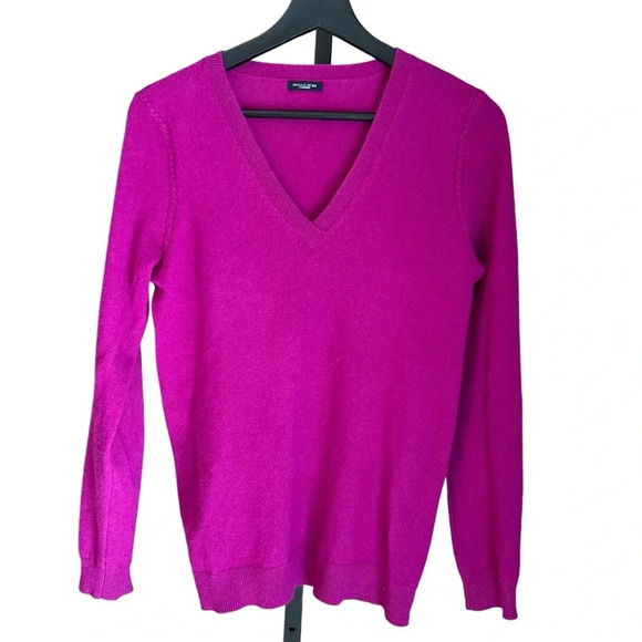 Magaschoni Classic V Neck Sweater Magenta Purple Small Bright Bold Statement - Picture 1 of 5